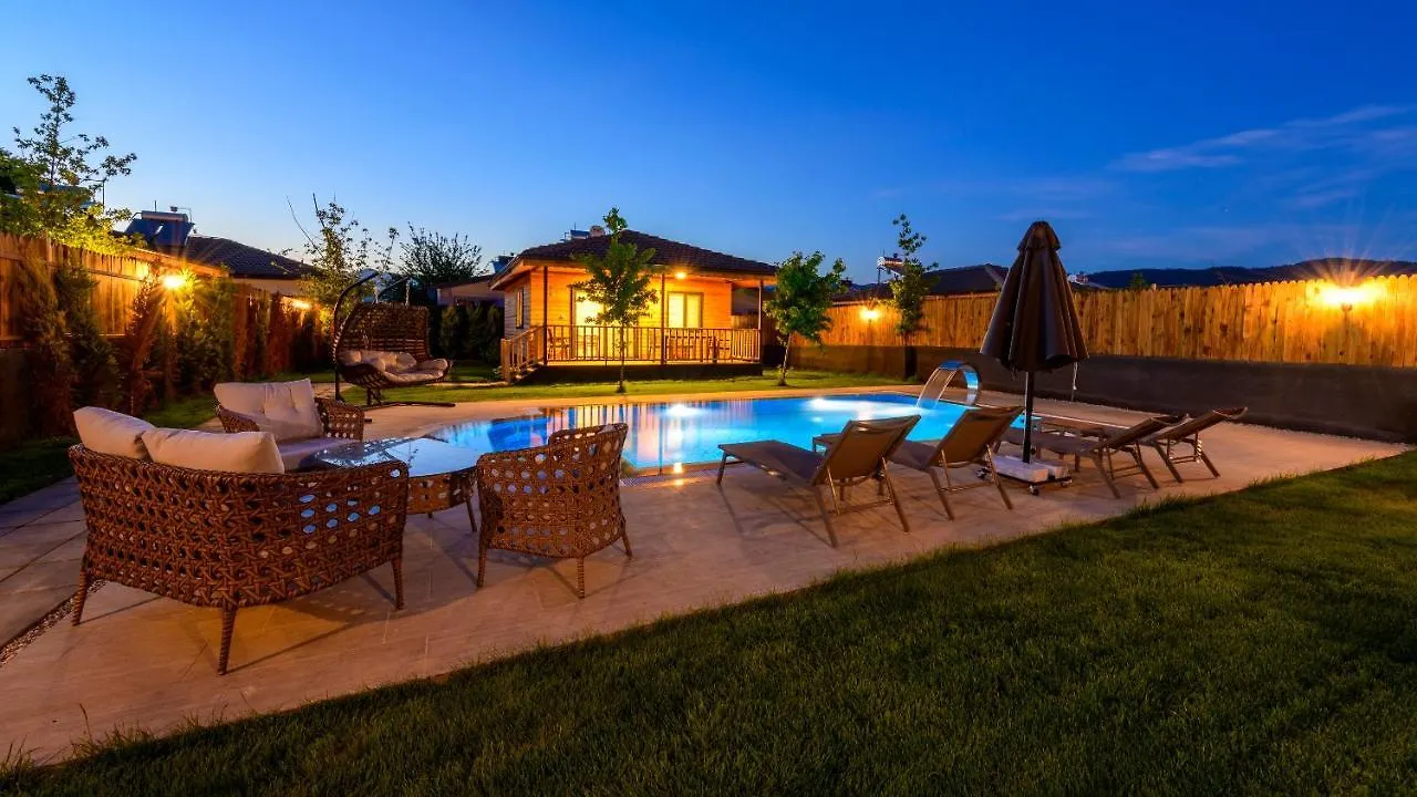 Villa Cedrus 1-2-3-4-5 location